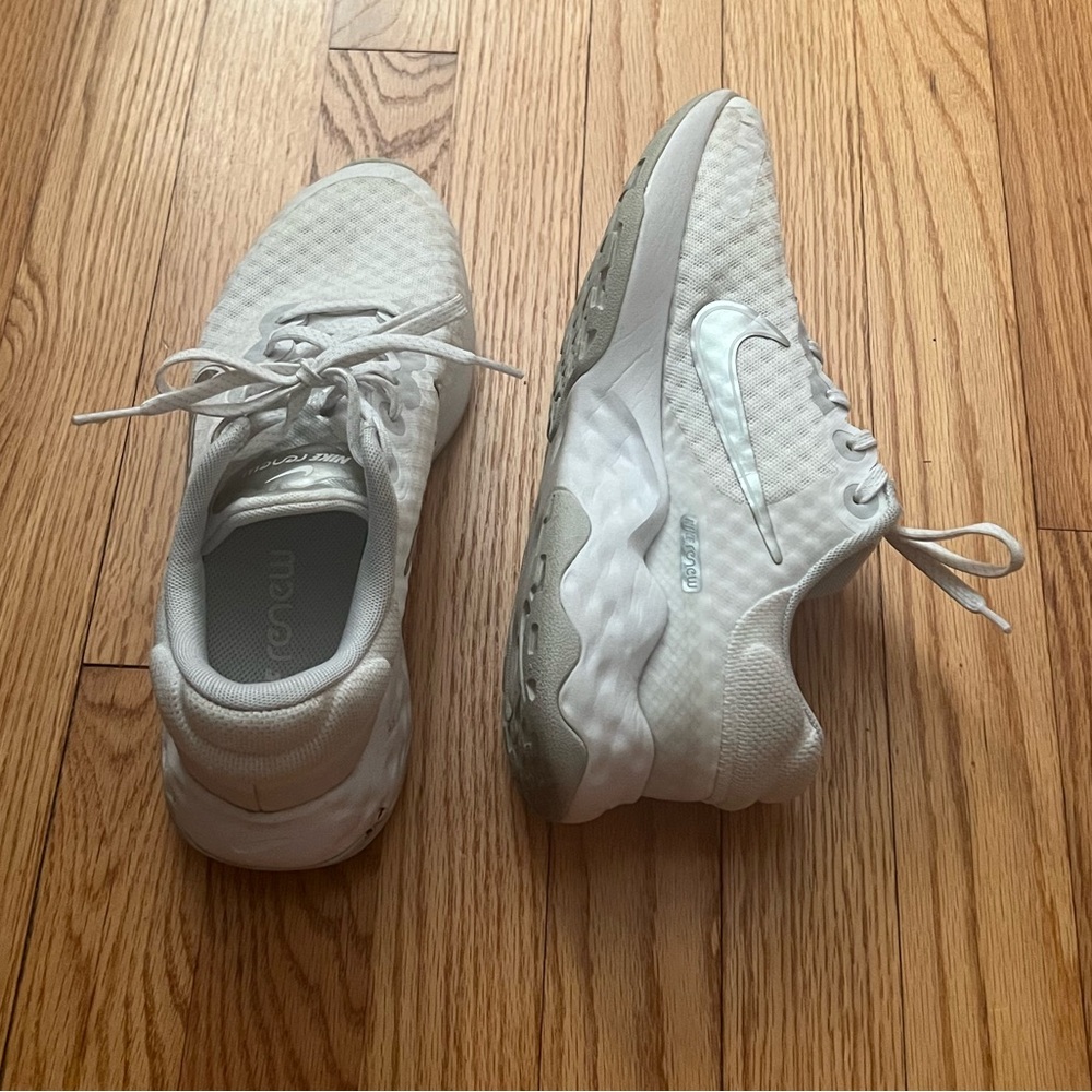 Nike renew